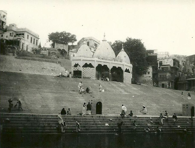 Thatheri Bazaar Brass & Scindia Ghat: A Raw Varanasi Guide