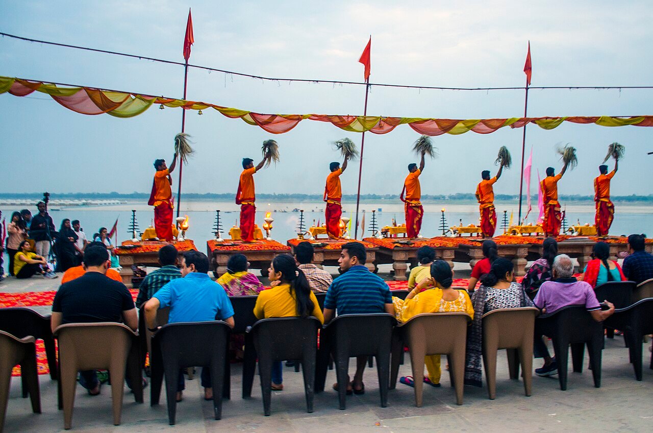 Varanasi Silk, Blue Lassi & Monsoon Ghats: Raw Banaras Guide